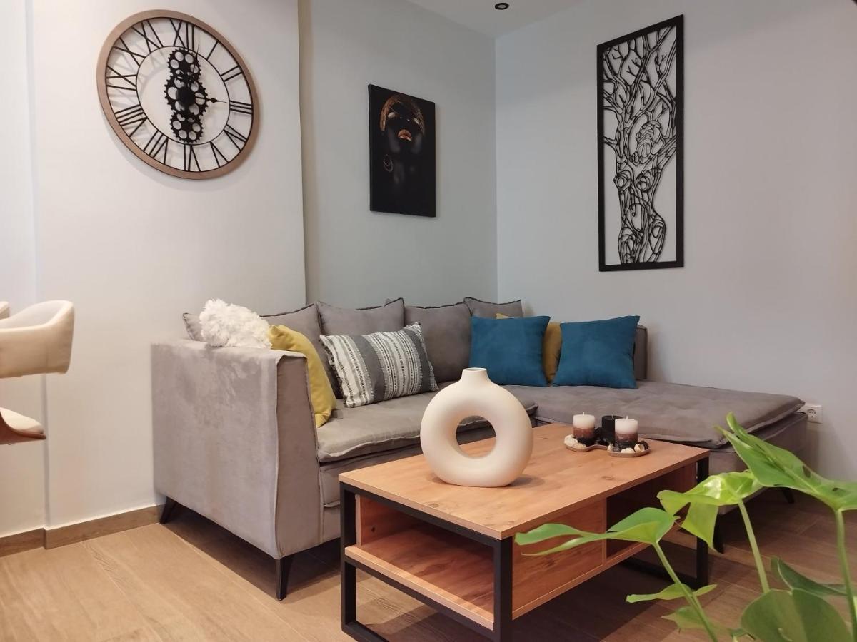 Luxurious Apartment In The Heart Of Town ! Lutráki Kültér fotó