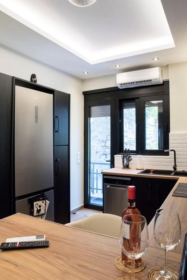 Luxurious Apartment In The Heart Of Town ! Lutráki Kültér fotó